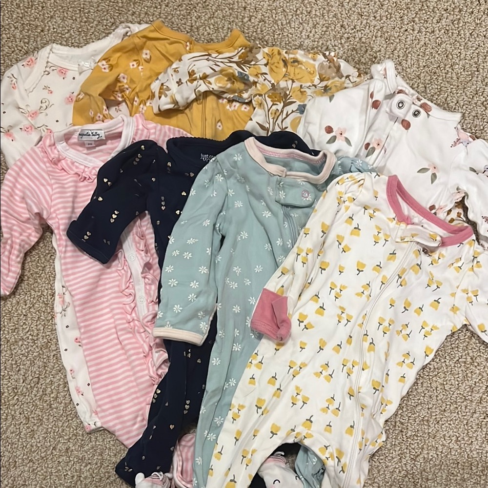 Pack of 8 Baby Girl Sleepwear